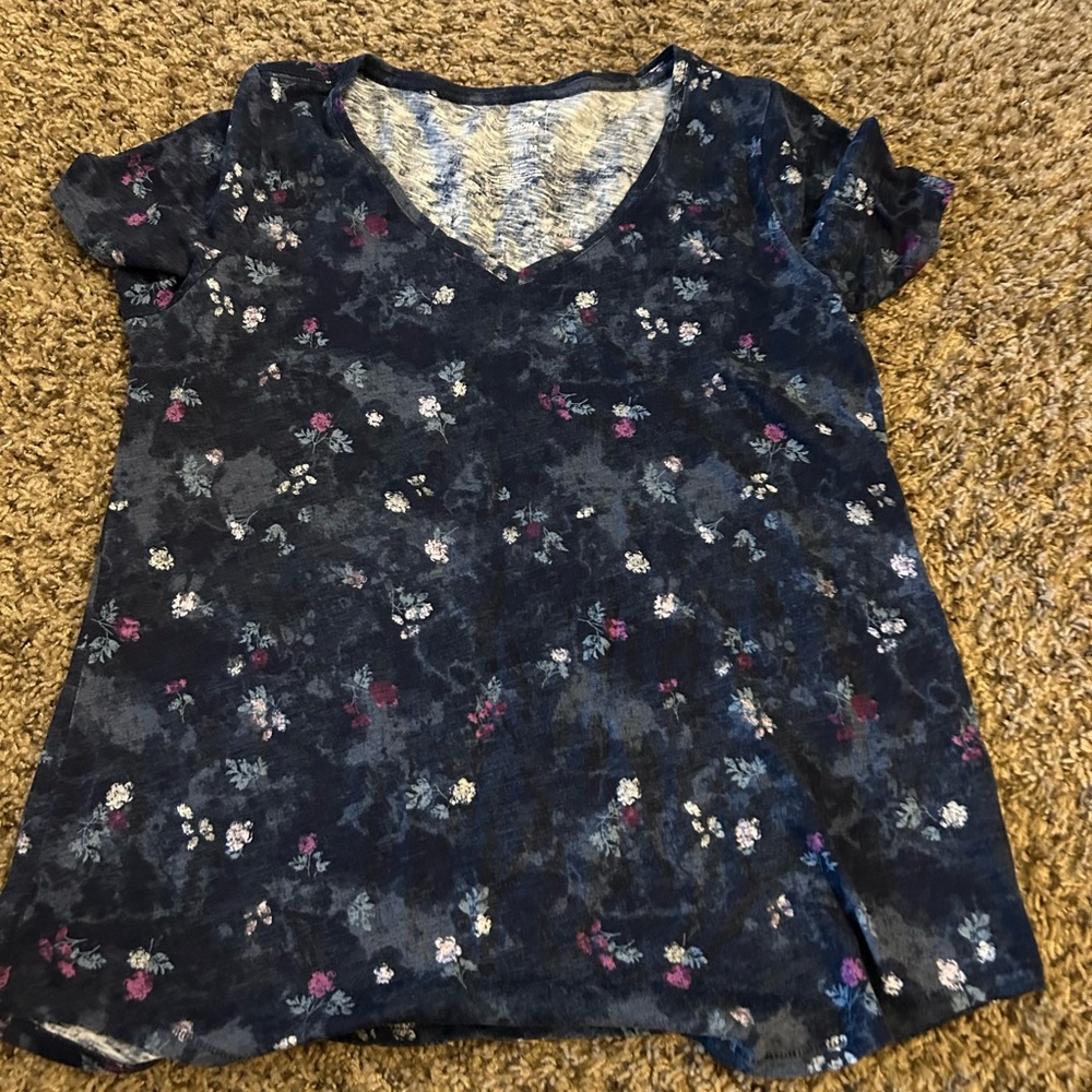 Sonoma Blue and White Everyday Tee